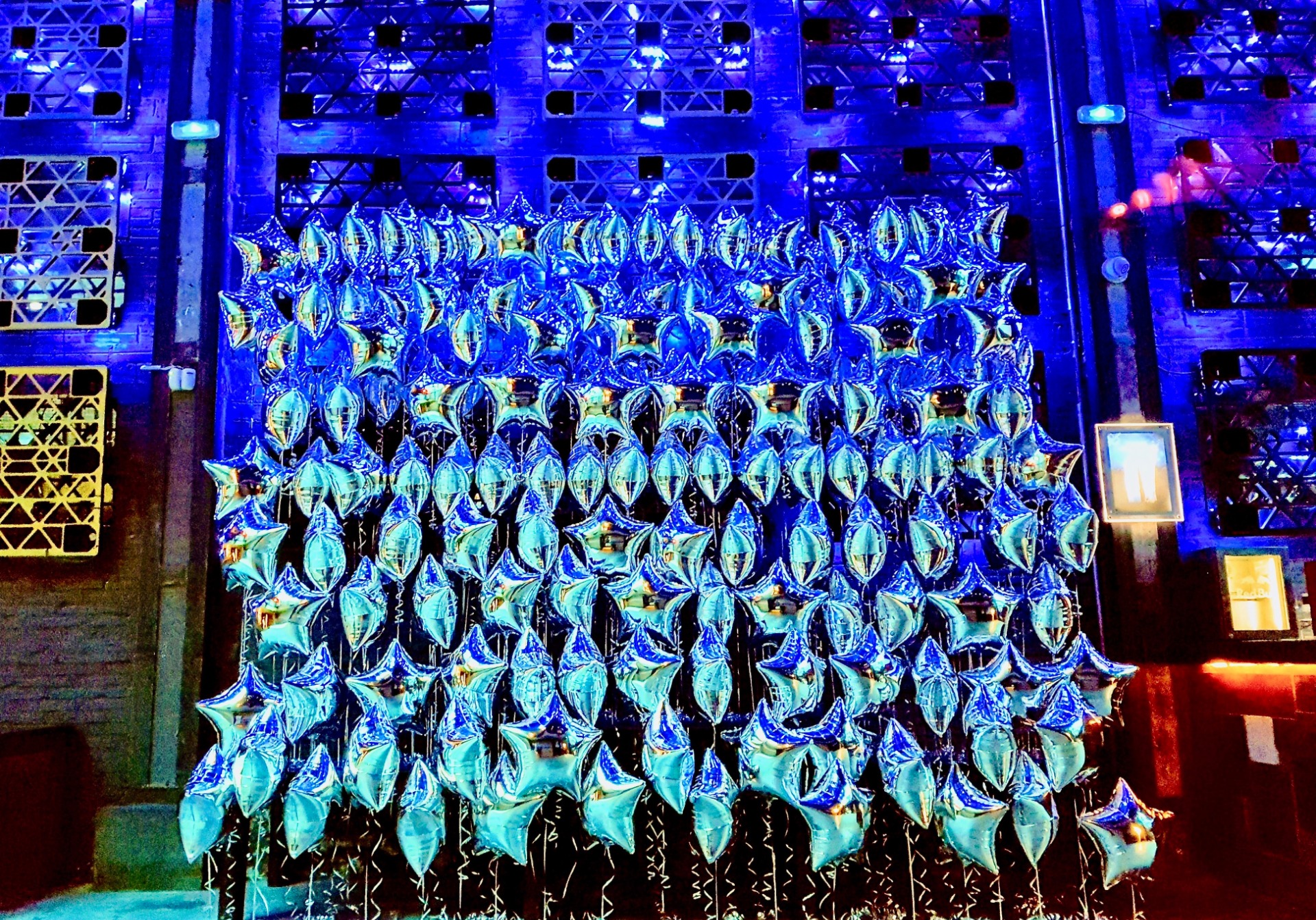 Globos helio evento corporativo Stradivarius