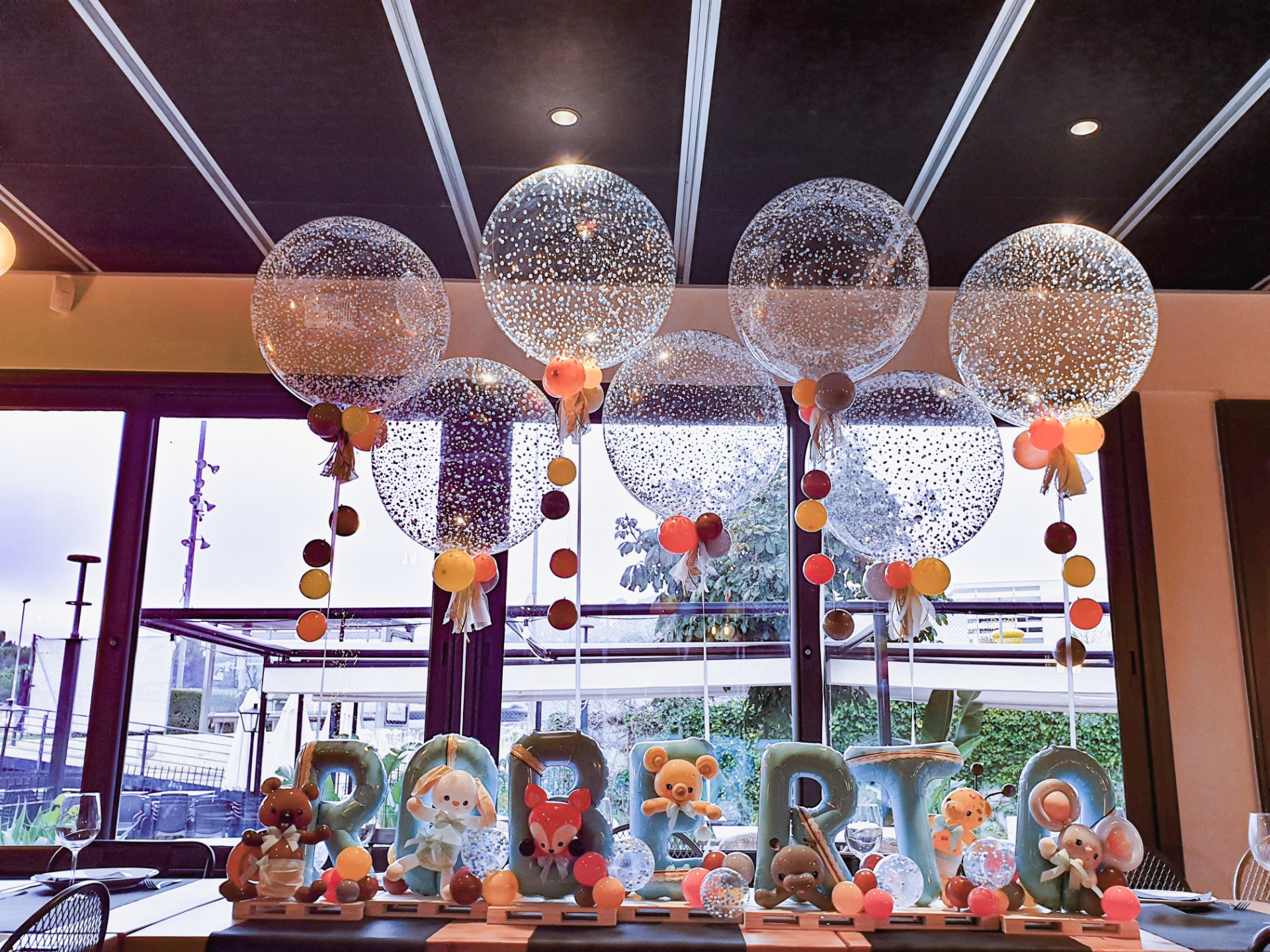 Decoración con globos bautizo Esplugues de Llobregat