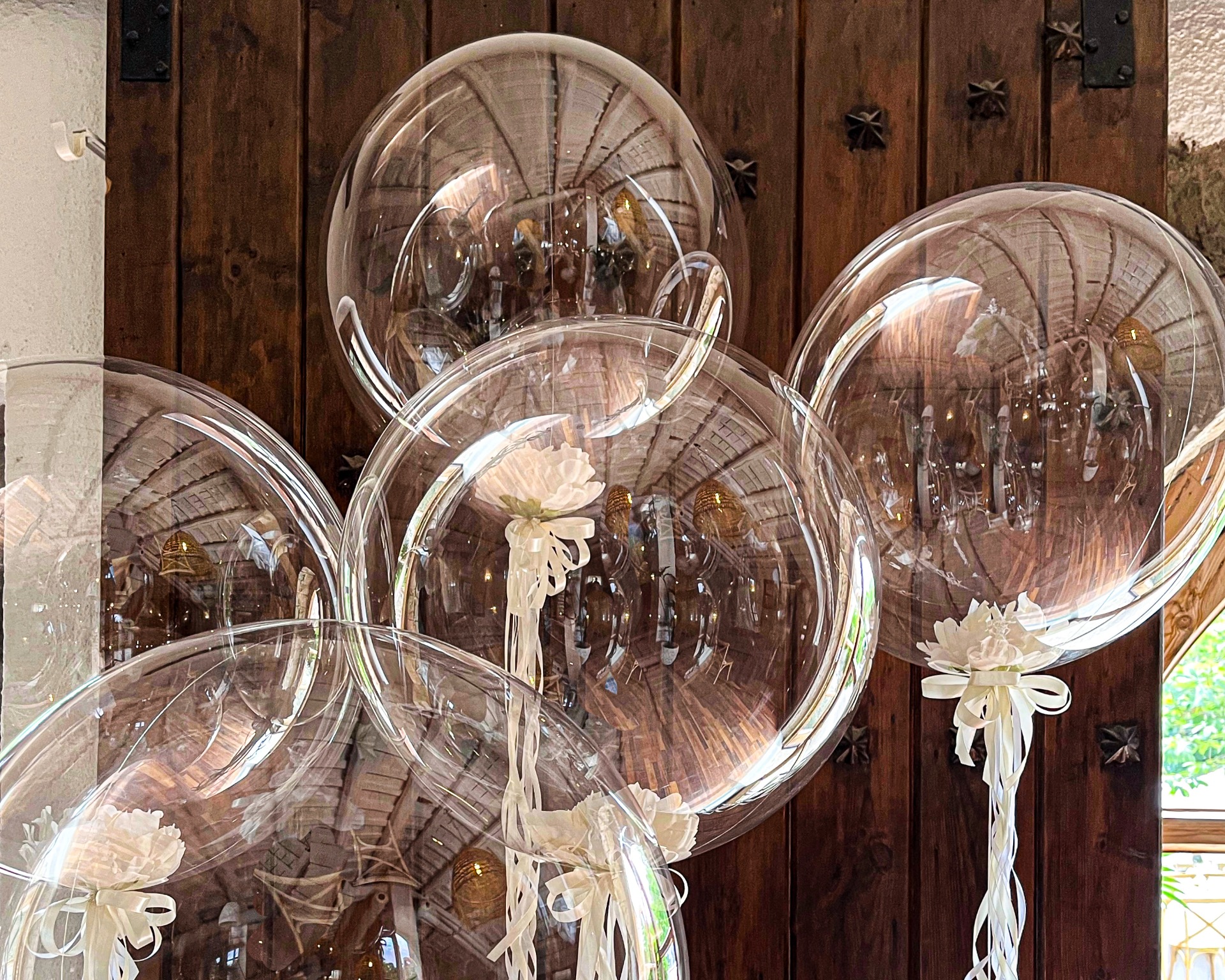 Centro de mesa globos y flores Sant Cugat